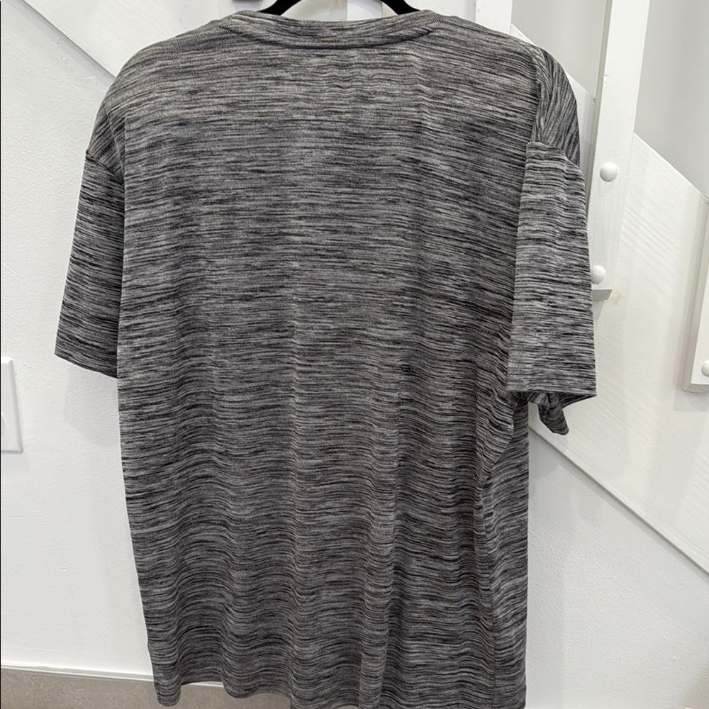 Reebok Men's Neptune Crewneck T-Shirt - Picture 7 of 8